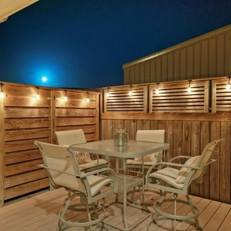 Rock N Reel By Avantstay Old Town Location Port Aransas Exterior photo